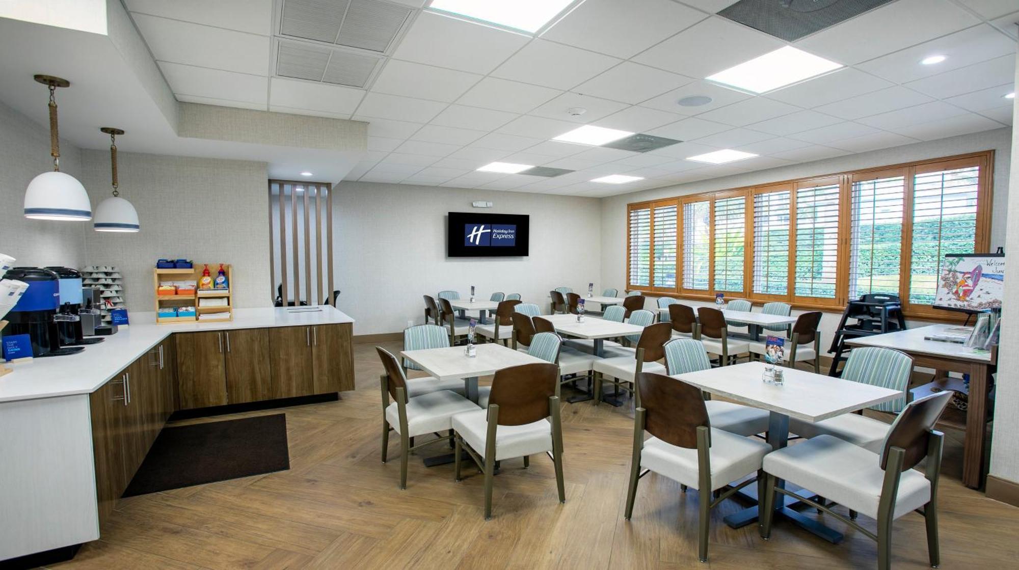 Holiday Inn Express- North Palm Beach And Ihg Hotel Джуно-Бич Экстерьер фото
